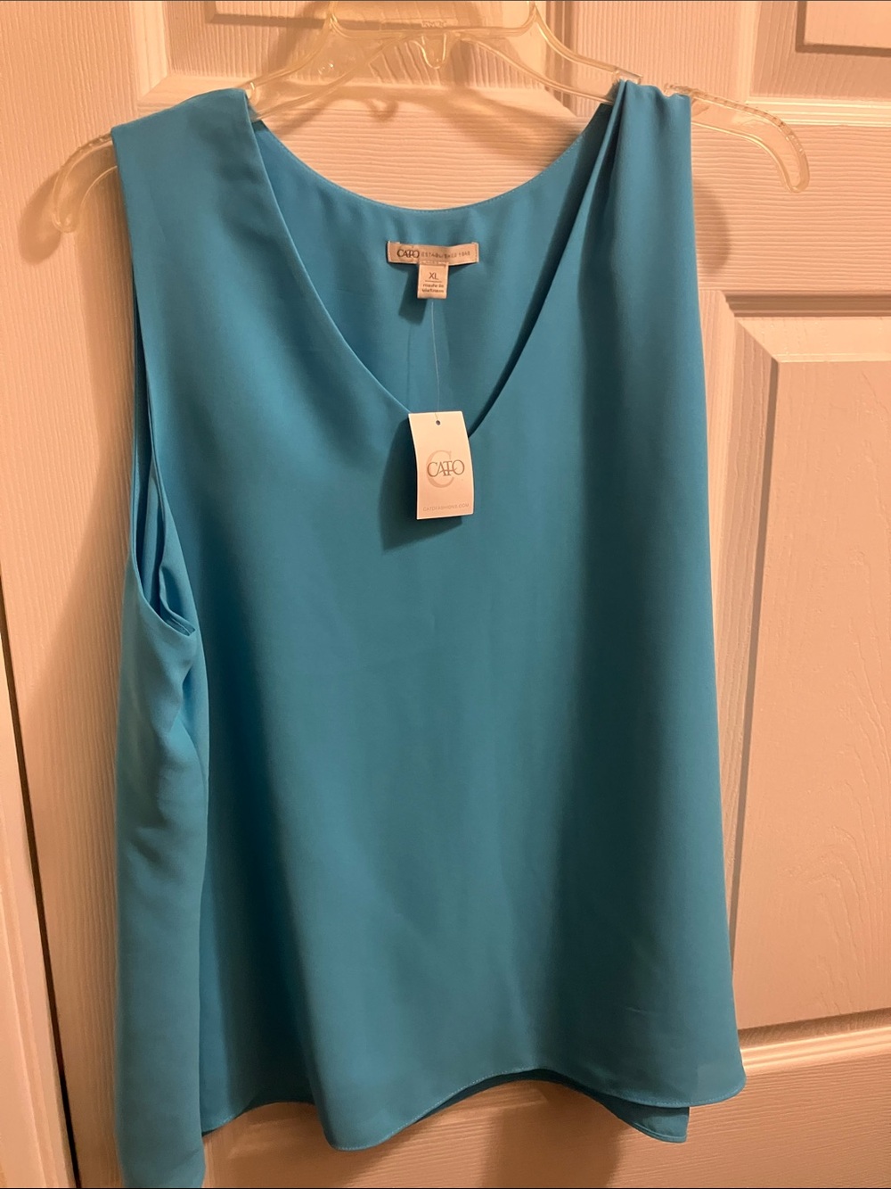 Cato Sleeveless V-Neck Camisole in Aqua